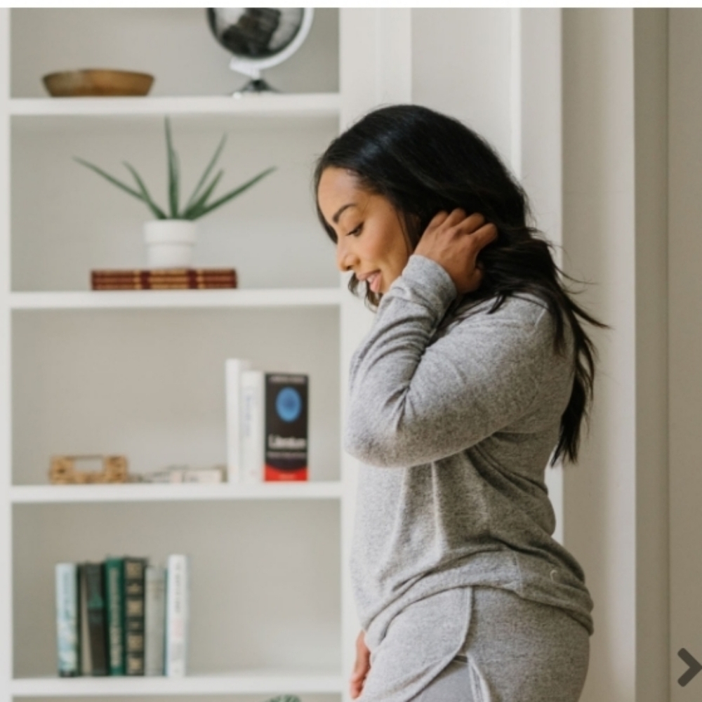 ZYIA Gray Boyfriend Sweater (Size: Small)